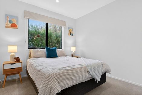 Photo of property in 122c Monument Road, Clevedon, 2582