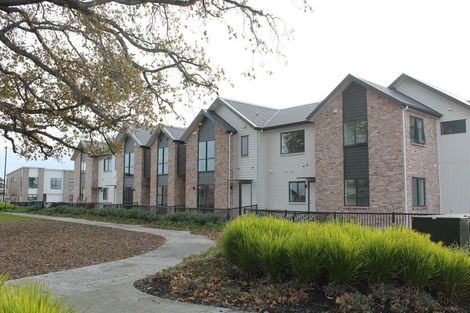 Photo of property in 54 Pepene Avenue, Takanini, 2112