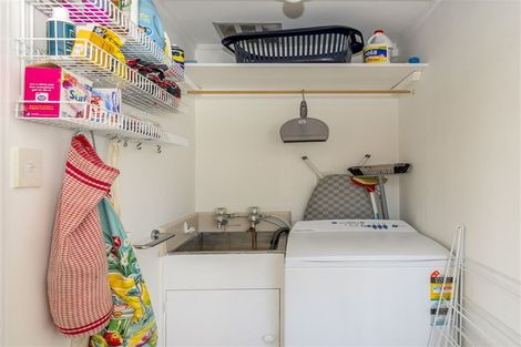 Photo of property in 3 Mavis Avenue, Waikawa Beach, Manakau, 5573