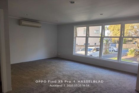 Photo of property in 38 Kervil Avenue, Te Atatu Peninsula, Auckland, 0610