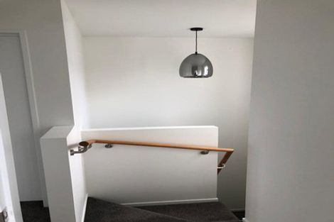 Photo of property in 18 Bei Road, Papakura, 2110