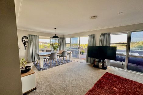 Photo of property in 42 Whitaker Street, Otumoetai, Tauranga, 3110