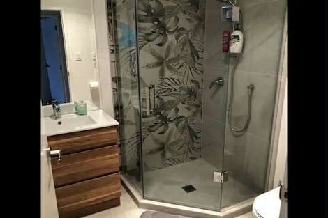 Photo of property in 9d Matuhi Rise, Henderson, Auckland, 0612