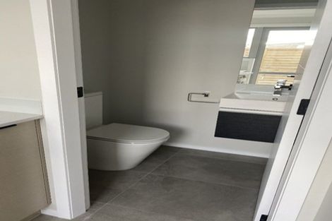 Photo of property in 11 John Reynolds Square, Hutt Central, Lower Hutt, 5010