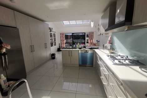 Photo of property in 56 Memorial Avenue, Ilam, Christchurch, 8053