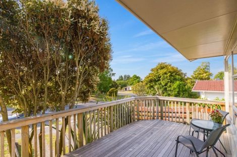 Photo of property in 52 Richmond Avenue, Richmond Heights, Taupo, 3330