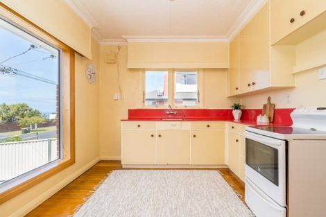 Photo of property in 73 Earls Road, Corstorphine, Dunedin, 9012