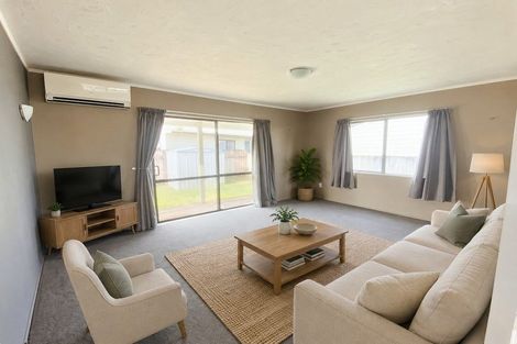 Photo of property in 9a Pukeko Street, Paraparaumu, 5032