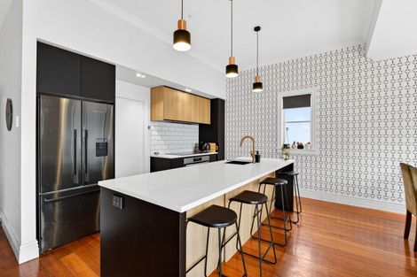 Photo of property in 188 Wellesley Road, Napier South, Napier, 4110