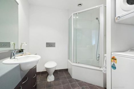 Photo of property in St Peters Apartments, 1e/192 Willis Street, Te Aro, Wellington, 6011