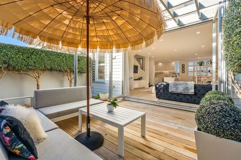 Photo of property in 10/4 Campbell Road, Takapuna, Auckland, 0622