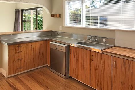 Photo of property in 303 College Street, West End, Palmerston North, 4410