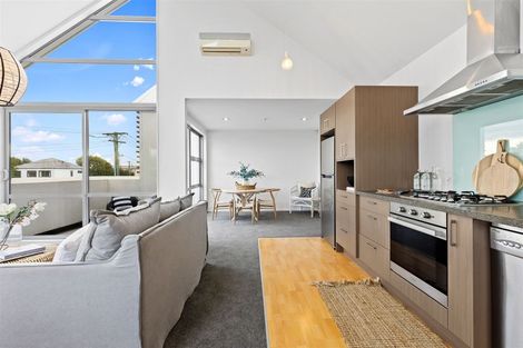 Photo of property in 2a Meredith Street, Addington, Christchurch, 8024