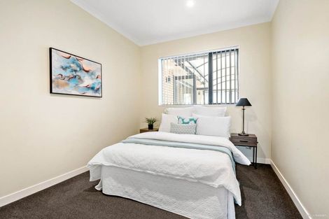 Photo of property in 17 Ohau Court, Fairview Heights, Auckland, 0632