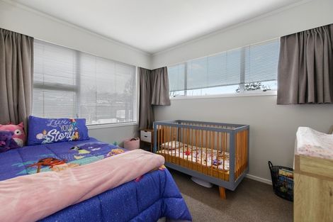 Photo of property in 3 Delamare Road, St Andrews, Hamilton, 3200