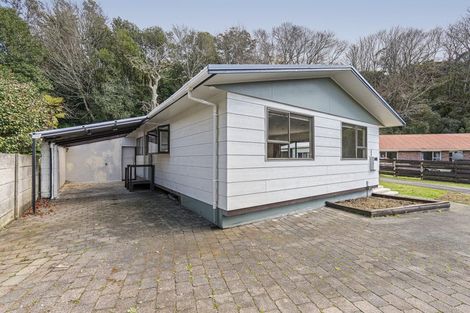 Photo of property in 17 Thames Street, Welbourn, New Plymouth, 4310