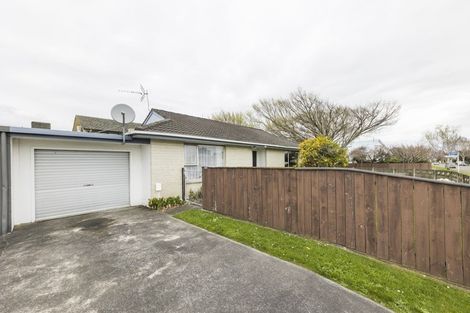Photo of property in 104 Benmore Avenue, Cloverlea, Palmerston North, 4412