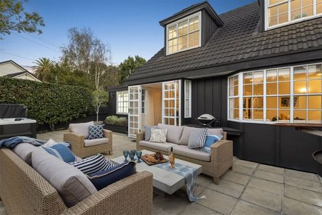 Photo of property in 7 Crown Lane, Remuera, Auckland, 1050