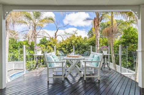 Photo of property in 2/13a Sandspit Road, Cockle Bay, Auckland, 2014