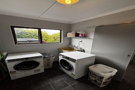 Photo of property in 39 Trelawney Crescent, Westown, New Plymouth, 4310