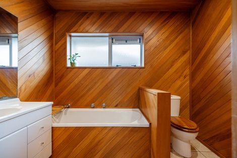 Photo of property in 37 Woodbury Street, Avonhead, Christchurch, 8042