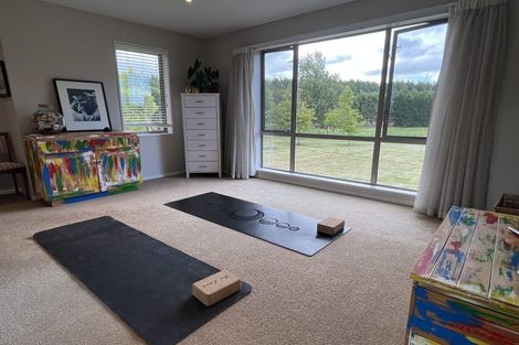 Photo of property in 15 John Paterson Drive, Halswell, Christchurch, 8025