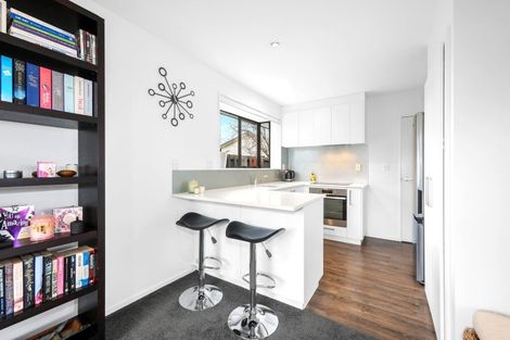 Photo of property in 1/43 Aorangi Road, Bryndwr, Christchurch, 8053
