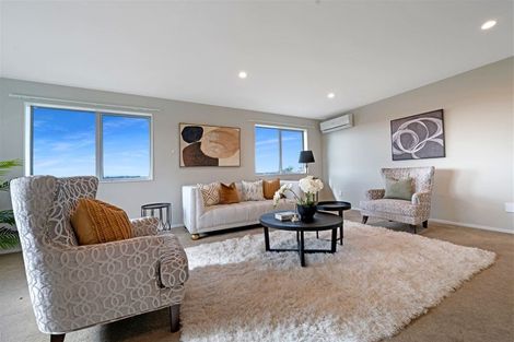 Photo of property in 49 Cirrus Way, Ranui, Auckland, 0612