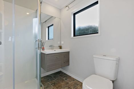 Photo of property in 66 Helenslee Road, Pokeno, 2402