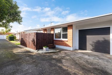Photo of property in 2/840 Manukau Road, Royal Oak, Auckland, 1061