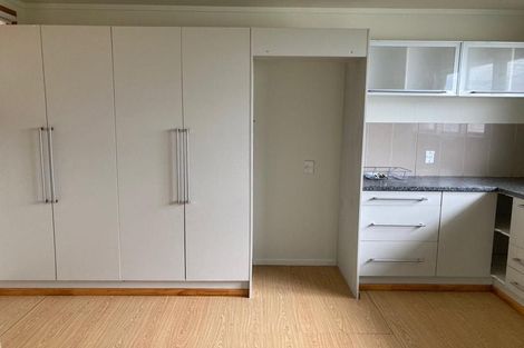 Photo of property in 2/523 Weymouth Road, Weymouth, Auckland, 2103