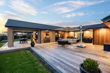 Photo of property in 13 Layci Lane, Waipu, 0582