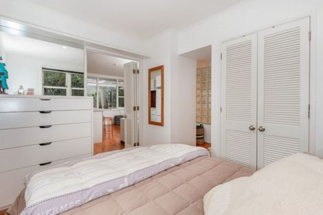 Photo of property in 2/1 Saratoga Avenue, Herne Bay, Auckland, 1011