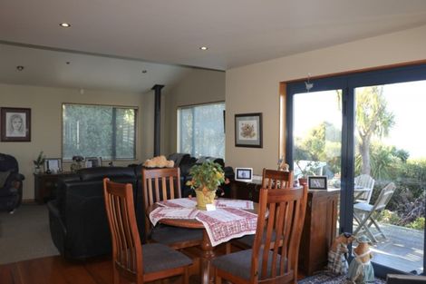 Photo of property in 6a Totara Street, Kaka Point, Balclutha, 9271