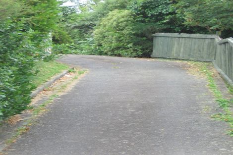 Photo of property in 2 Serenity Grove, Maoribank, Upper Hutt, 5018