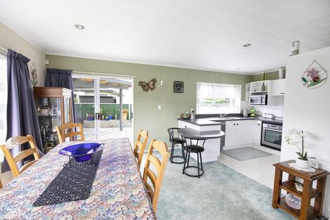 Photo of property in 53 Auckland Road, Greenmeadows, Napier, 4112