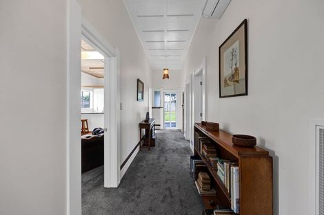 Photo of property in 195 South Road, Hawera, 4610