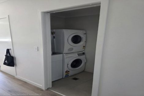 Photo of property in 14 Rauriki Lane, Rosehill, Papakura, 2113