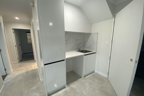 Photo of property in 23 Mcwhirters Farm Lane, Massey, Auckland, 0614