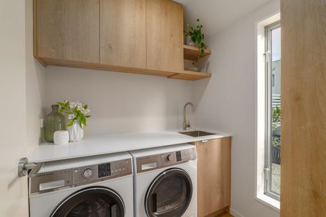 Photo of property in 92a Jeffreys Road, Fendalton, Christchurch, 8052