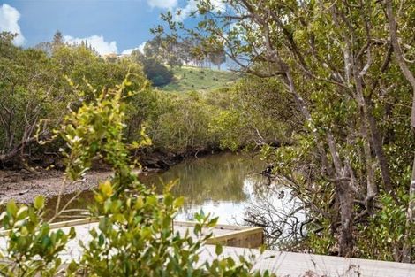 Photo of property in 24 Waimahanga Road, Onerahi, Whangarei, 0110