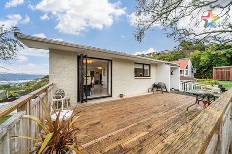 Photo of property in 179 Miromiro Road, Normandale, Lower Hutt, 5010