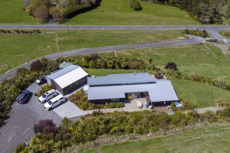 Photo of property in 550 Whangamata Road, Kinloch, Taupo, 3377