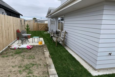 Photo of property in 6 Snappers Lane, Foxton Beach, Foxton, 4815