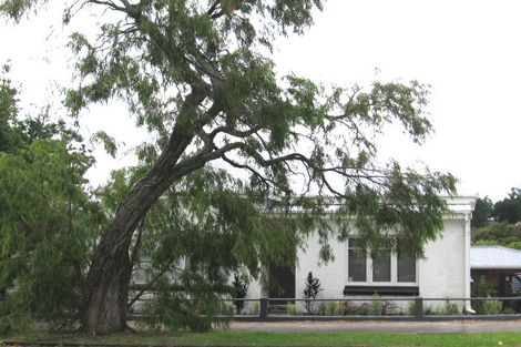 Photo of property in 17 Saltaire Street, Avondale, Auckland, 1026