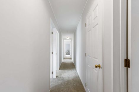 Photo of property in 155 Summerhill Drive, Fitzherbert, Palmerston North, 4410