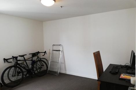 Photo of property in Montreaux Apartments, 9i/164 The Terrace, Wellington Central, Wellington, 6011