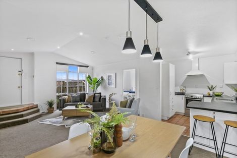 Photo of property in 20 Kentwood Drive, Woodridge, Wellington, 6037