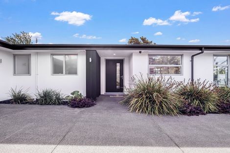 Photo of property in 15 Halswell Junction Road, Halswell, Christchurch, 8025