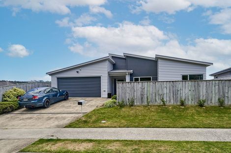 Photo of property in 108 Navigation Drive, Whitby, Porirua, 5024